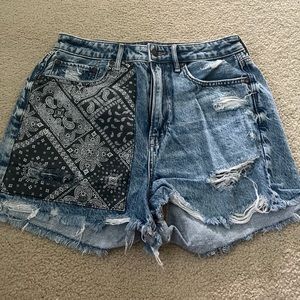 American Eagle highest boyfriend 90s short - size 10